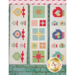 Vintage Christmas Book By Lori Holt -Fabric Hub Christmas Store pid 67906 p vintagechristmasbook byloriholt5